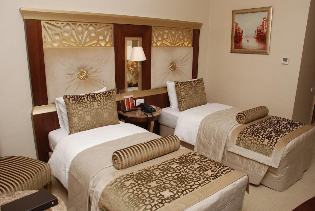 Qafqaz Karvansaray Hotel Qəbələ Zimmer foto