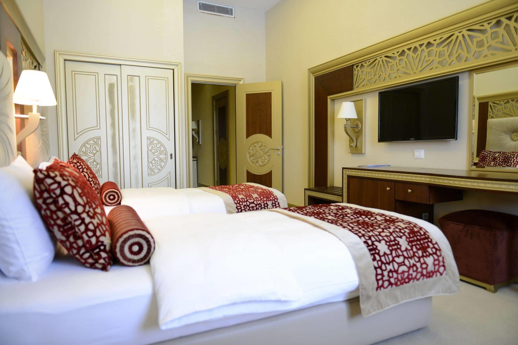 Qafqaz Karvansaray Hotel Qəbələ Exterior foto