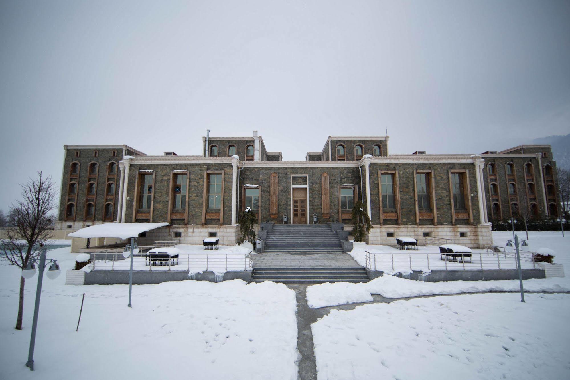 Qafqaz Karvansaray Hotel Qəbələ Exterior foto